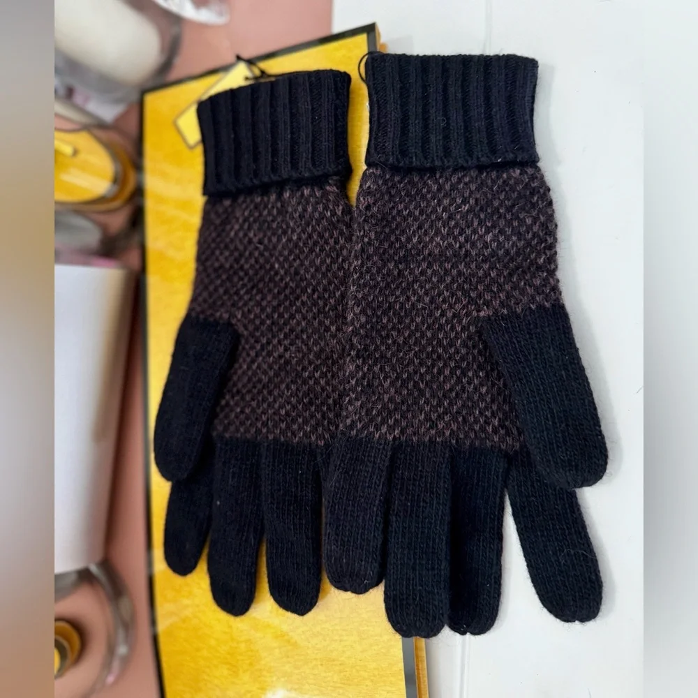 Vintage Fendi Gloves